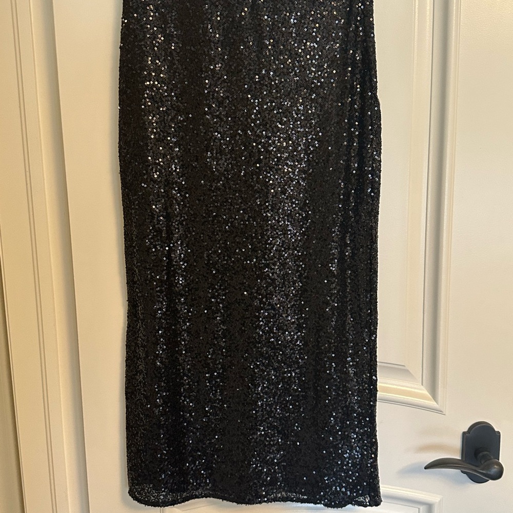 H&M Black Sequin Pencil Skirt